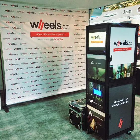 photoboothto-autoshow-wheels-backdrop